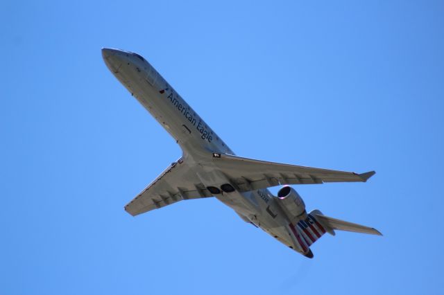 Canadair Regional Jet CRJ-700 (N522AE) - Plane Type: 2004 Bombardier INC CL-600-2C10br /Route: CLT-GSPbr /Airline: American Airlines br /Livery: br /Registration: N522AEbr /Owned By: American Airlines INCbr /Runway: 36C