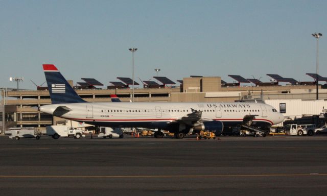 Airbus A321 (N161UW)