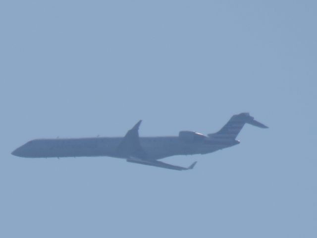 Canadair Regional Jet CRJ-900 (N910FJ)