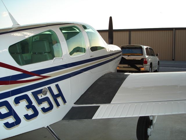 Beechcraft Bonanza (33) (N7935H)