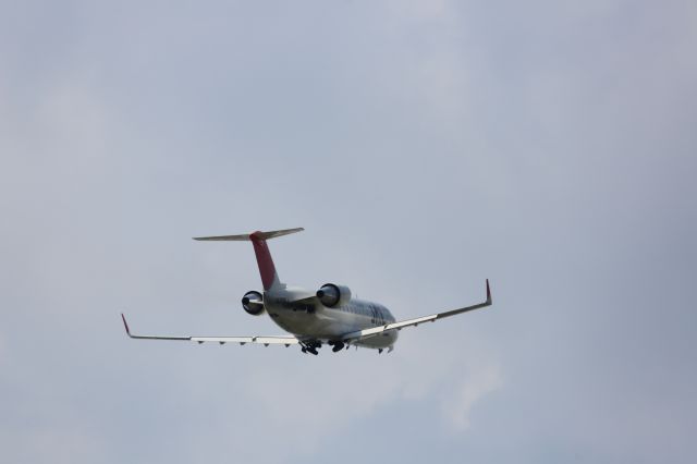 Canadair Regional Jet CRJ-200 (JA205J)