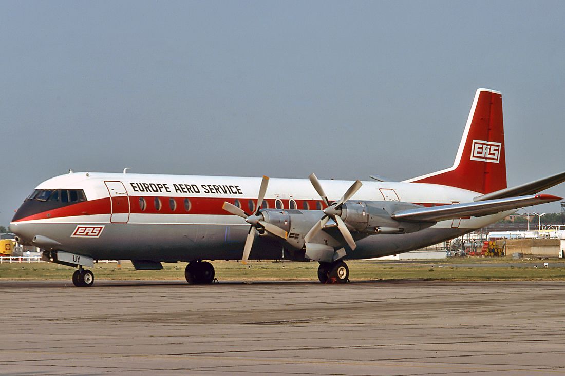 F-BVUY — - EUROPE AERO SERVICE - VICKERS 952 VANGUARD - REG : F-BVUY (CN 744) - LONDON GATWICK UK ENGLAND - EGKK (10/9/1976)