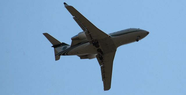 Canadair Challenger (N794SC)