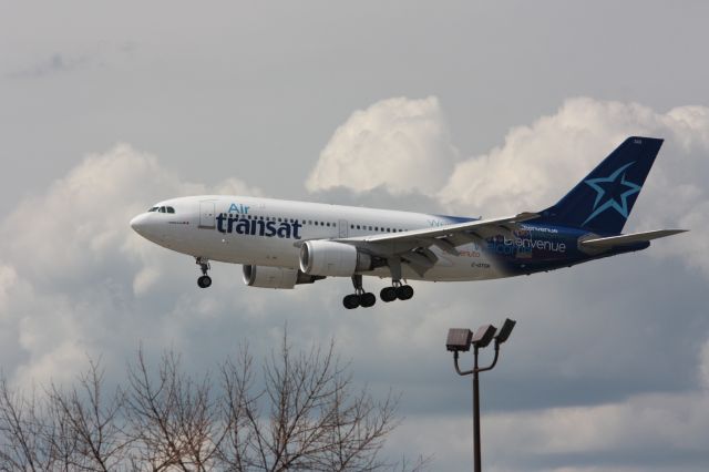 Airbus A310 (C-GTSH)