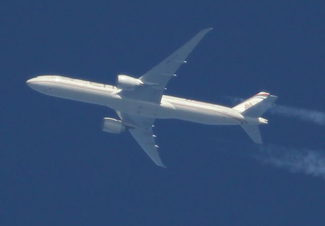 BOEING 777-300ER (A6-ETJ) - LIAISON ABU DHABI TORONTO VERTICAL COTES VENDEE 32 000 FT LE 13-03-2014