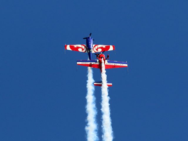 — — - FRENCH AIR FORCE ACROBATIC TEAM