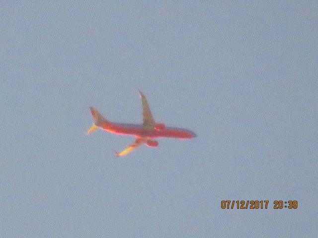 Boeing 737-800 (N500WR)