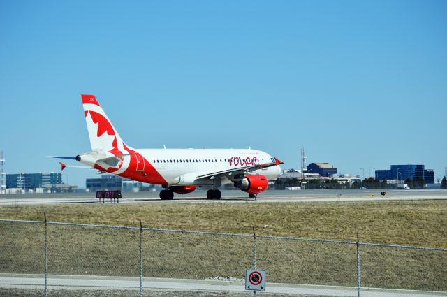 Airbus A319 (C-GBHR)