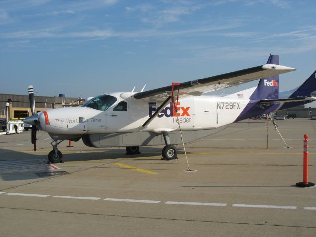 N729FX — - FedEx Feeder