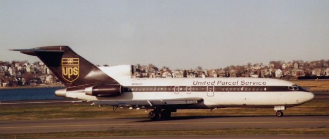 Boeing 727-100 (N946UP)