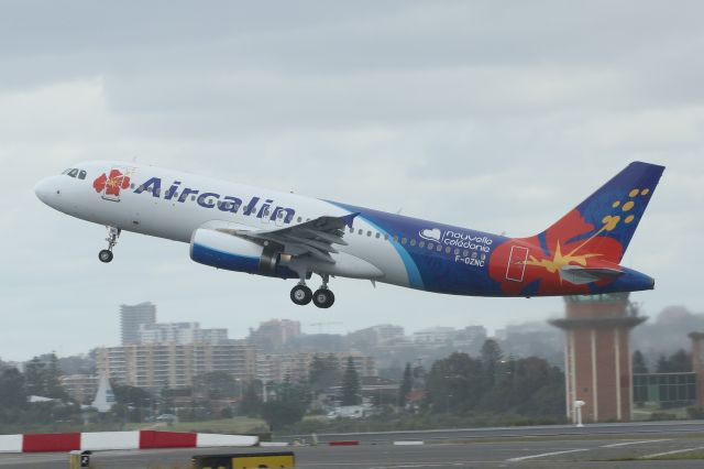 Airbus A320 (F-OZNC)