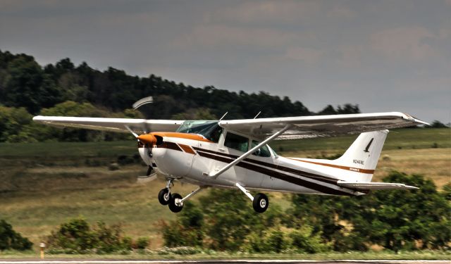 Cessna Skyhawk (N2468E)