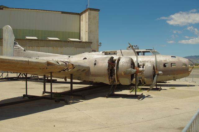 Boeing B-17 Flying Fortress —