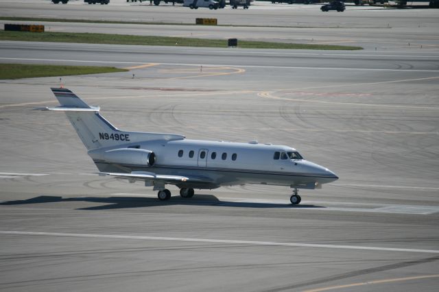 Hawker 800 (N949CE)