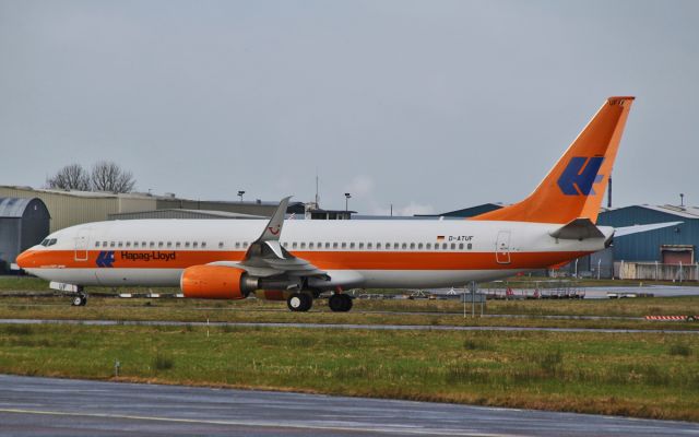 Boeing 737-800 (D-ATUF) - hapag lloyd b737-8 d-atuf with split scimitar winglets at shannon 11/3/15.