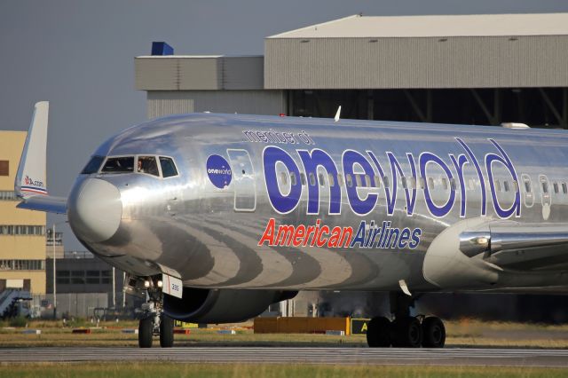 — — - Lining up on Runway 027R at LHR.