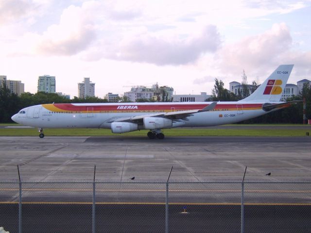 Airbus A340-300 (EC-GQK) - Emilia Pardo Bazan