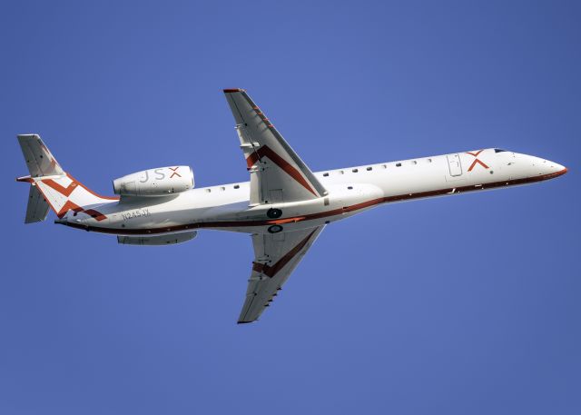 Embraer ERJ-145 (N245JX)