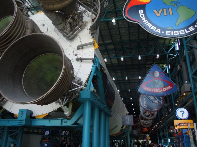 APOLLOVII — - Cape Canaveral space center