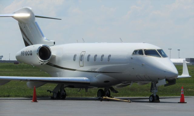 Bombardier Challenger 300 (N610CG) - *****SELECT FULL FOR HD*****
