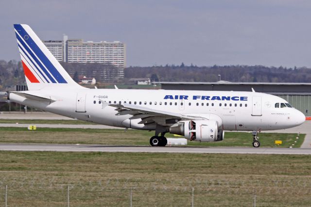 Airbus A318 (F-GUGR)