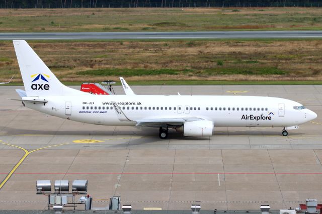 Boeing 737-800 (OM-JEX)