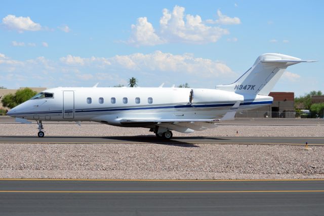 Bombardier Challenger 300 (N347K)
