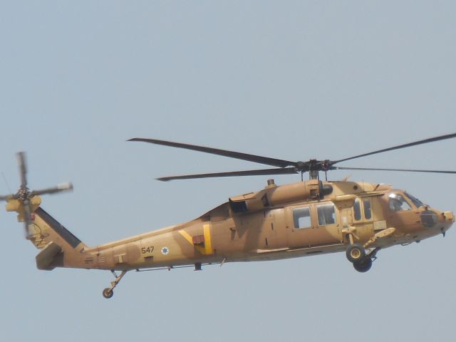 Sikorsky S-70 (547)