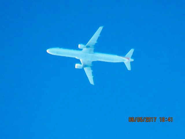 Airbus A321 (N154UW)