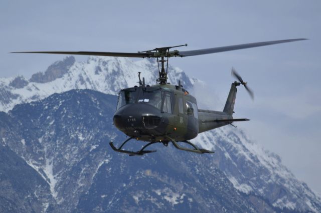Bell UH-1V Iroquois (D7288)
