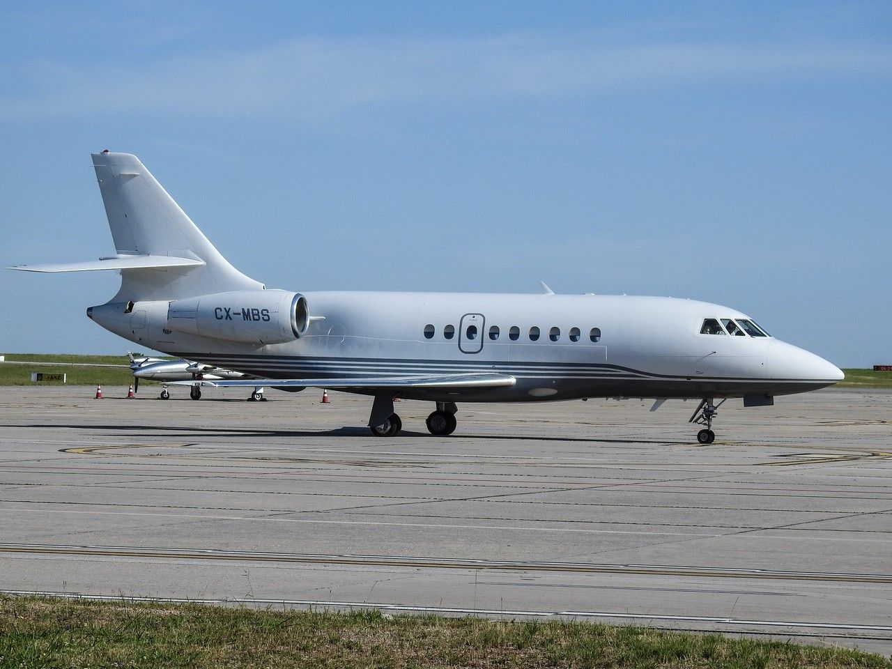 Dassault Falcon 2000 (CX-MBS)