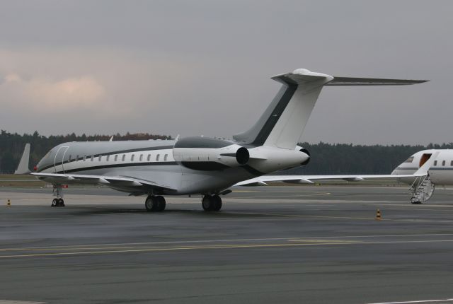 Bombardier Global Express (LX-GXX)