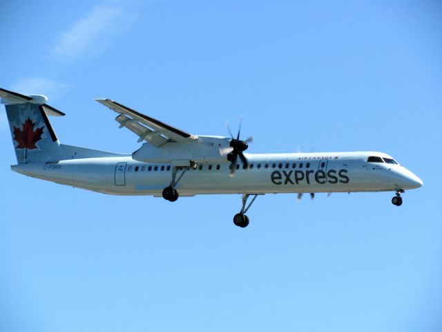 de Havilland Dash 8-400 (C-FSRN)