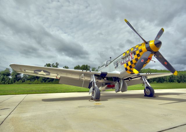 North American P-51 Mustang (N51EA)