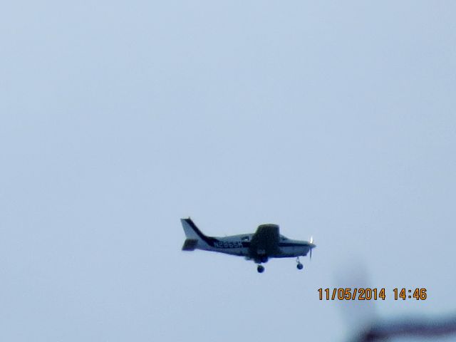 Piper Cherokee Arrow (N2855M)