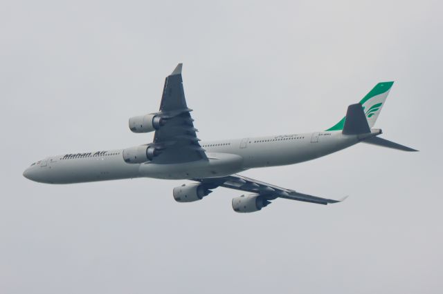Airbus A340-600 (EP-MMG)
