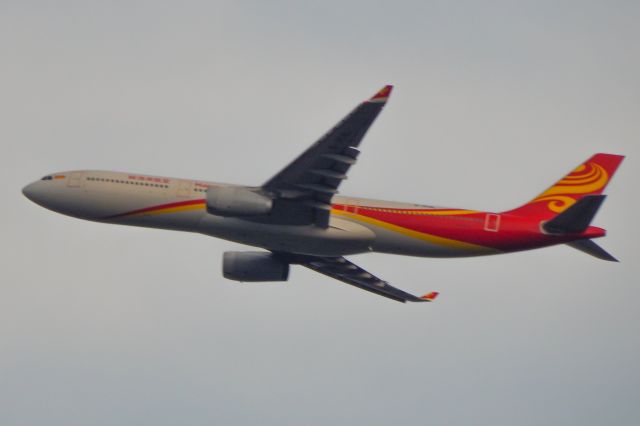 Airbus A330-300 (B-304L)