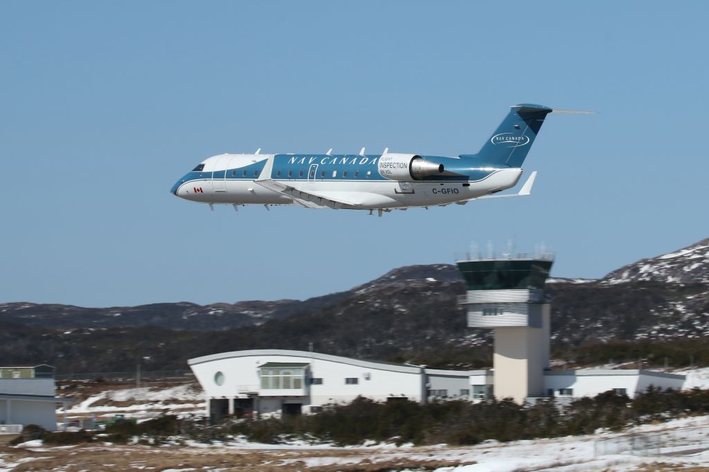 Canadair Regional Jet CRJ-200 (C-GFIO)