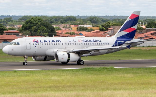 Airbus A319 (PR-MBU)