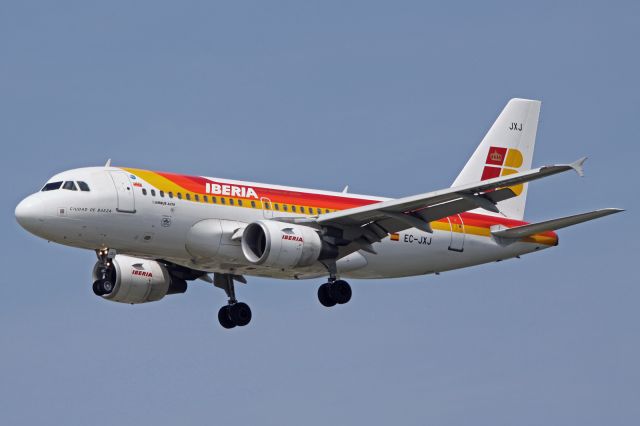 Airbus A319 (EC-JXJ)