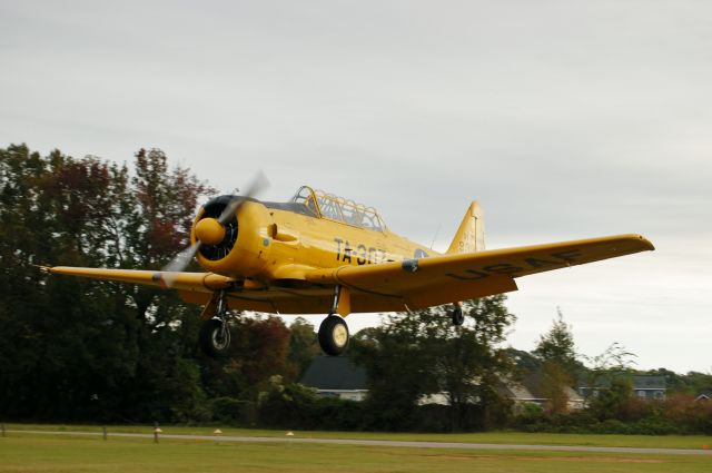 North American T-6 Texan (N93307)