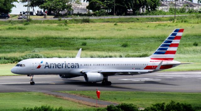 Boeing 757-200 (N185AN)