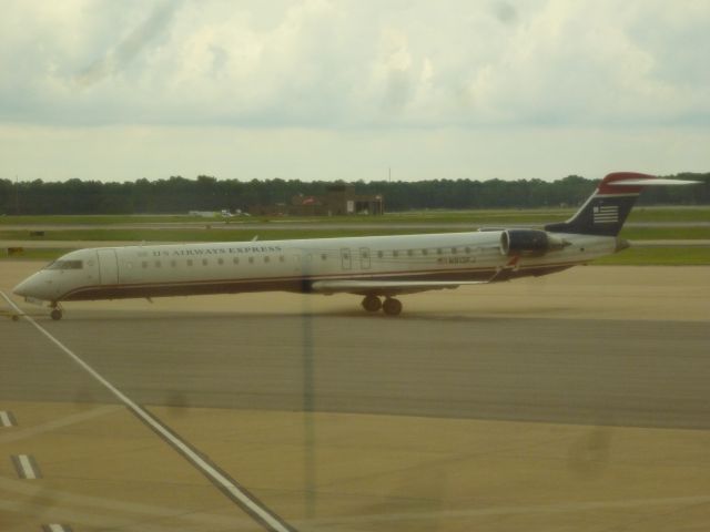 Canadair Regional Jet CRJ-900 (N913FJ)