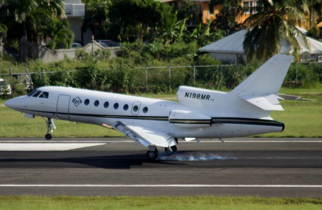 Dassault Falcon 50 (N198MR)