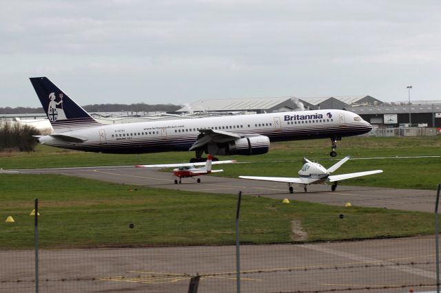 Boeing 757-200 (G-BYAI) - Britannia Airways (TUI) - B757-204WL (G-BYAI) touching down at CVT. (Photo Mar 2005)