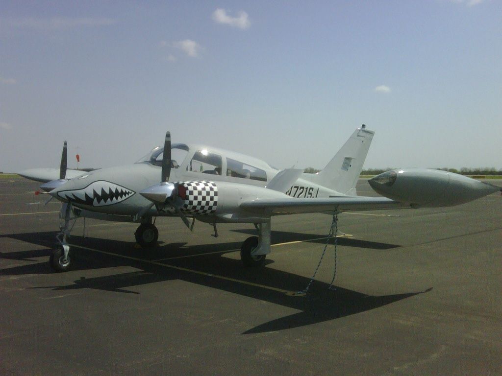 Cessna 310 (N721SJ) - BAD ASS 310