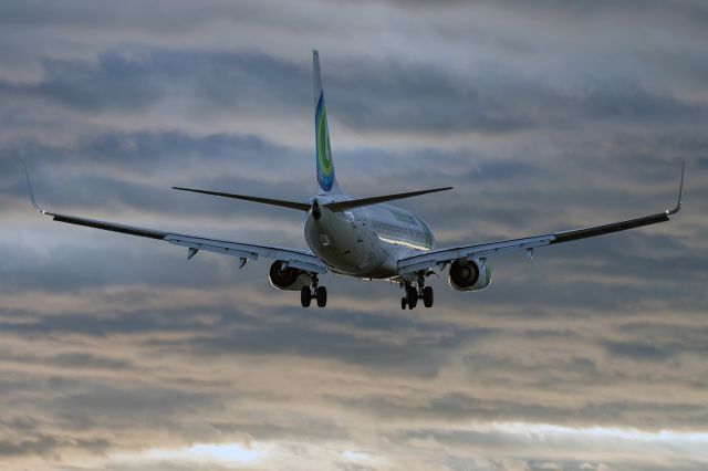 Boeing 737-700 (PH-HSJ)