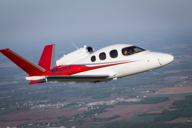 Cirrus Vision SF50 (N507SA)