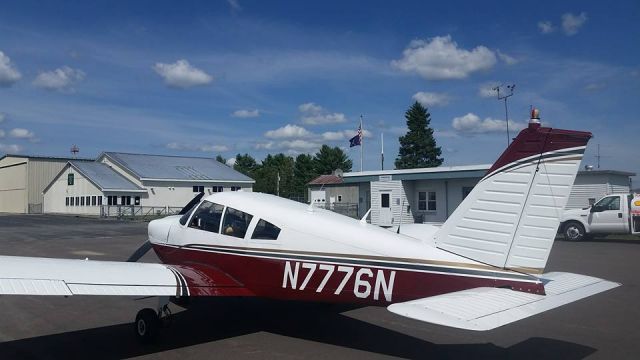 Piper Cherokee (N7776N)