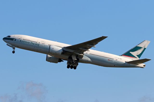 Boeing 777-200 (B-HND)
